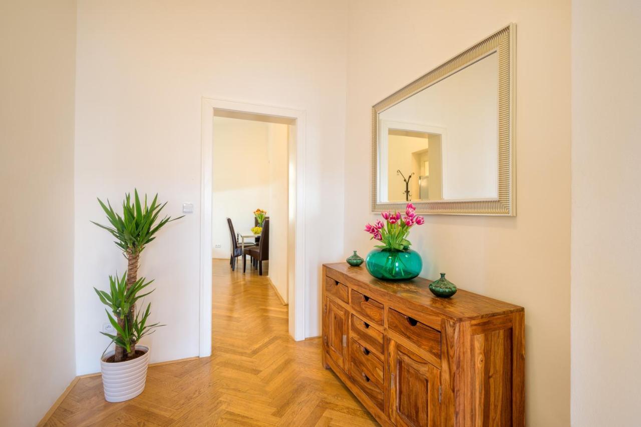 Old Town Square Premium Residence Prague Exterior photo